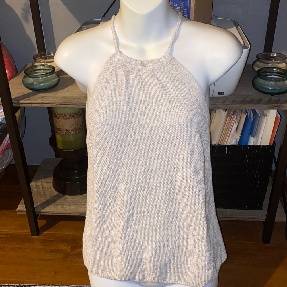 Gray top - Picture 2 of 4